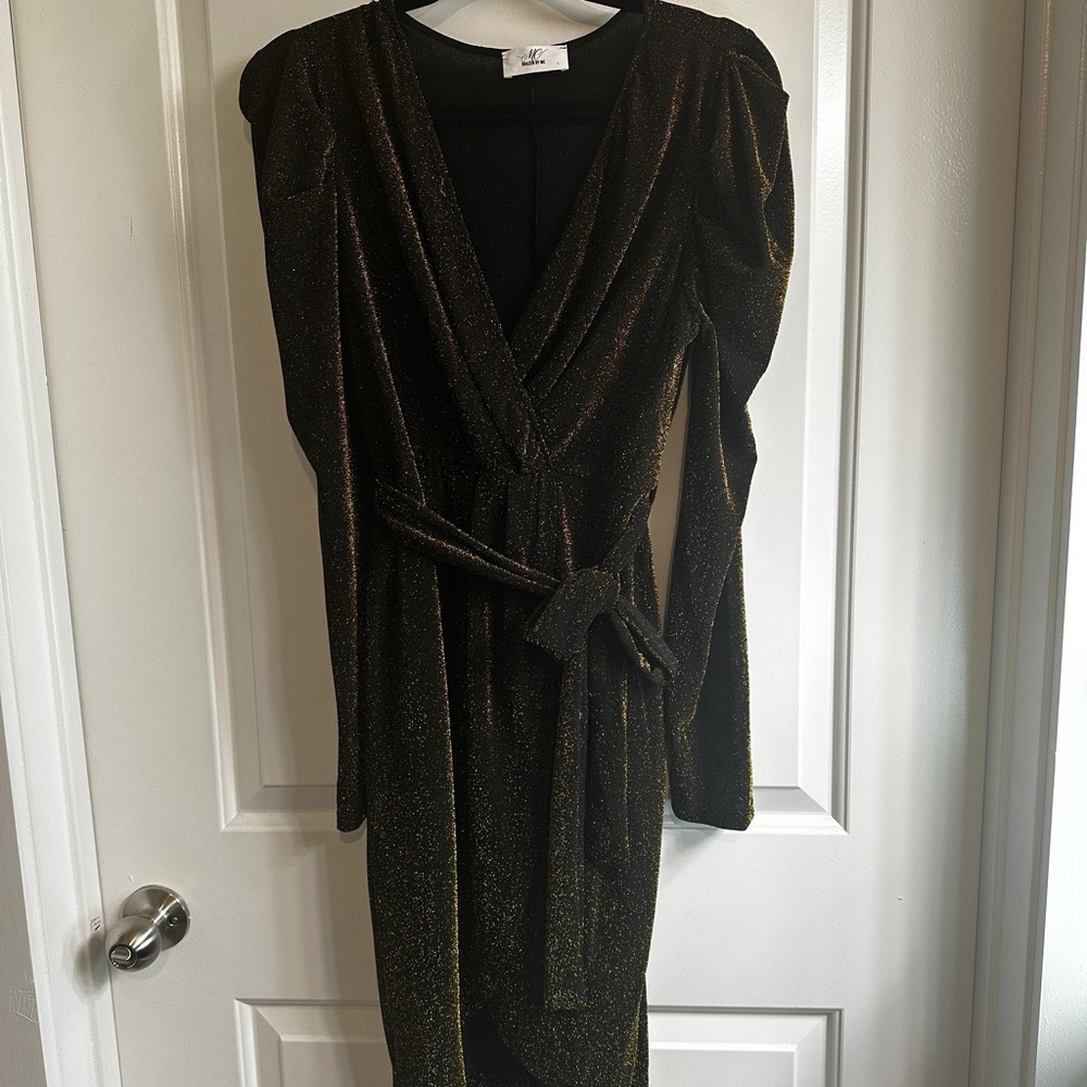 Metallic gold & black puff shoulder dress